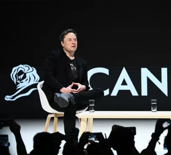 REUNIÃO PRIVADA DE MUSK EM CANNES